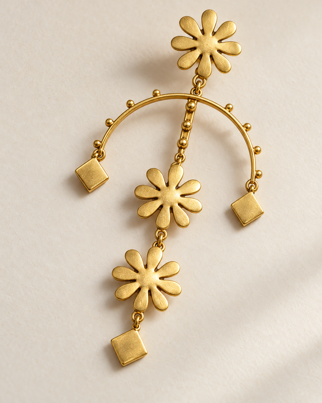 Golden Daisy Cascade