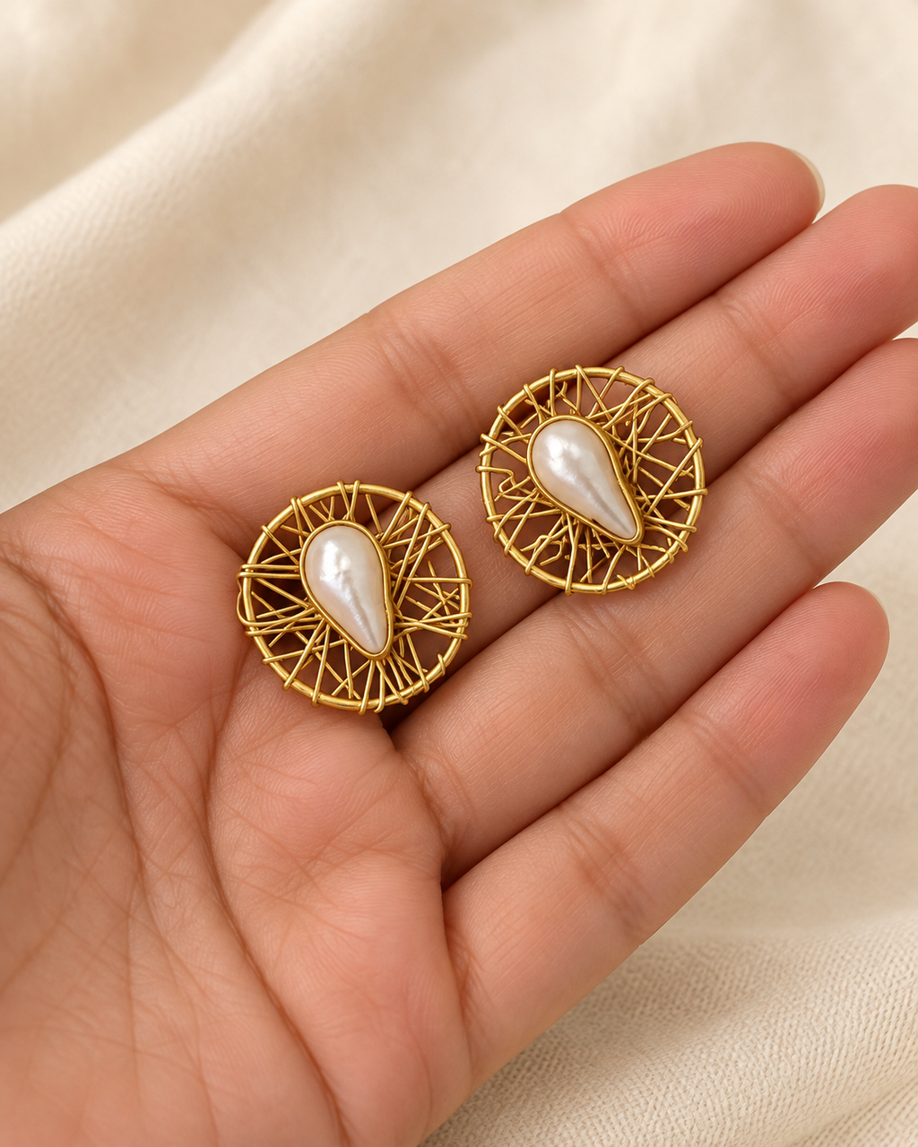Pearl Woven Halo