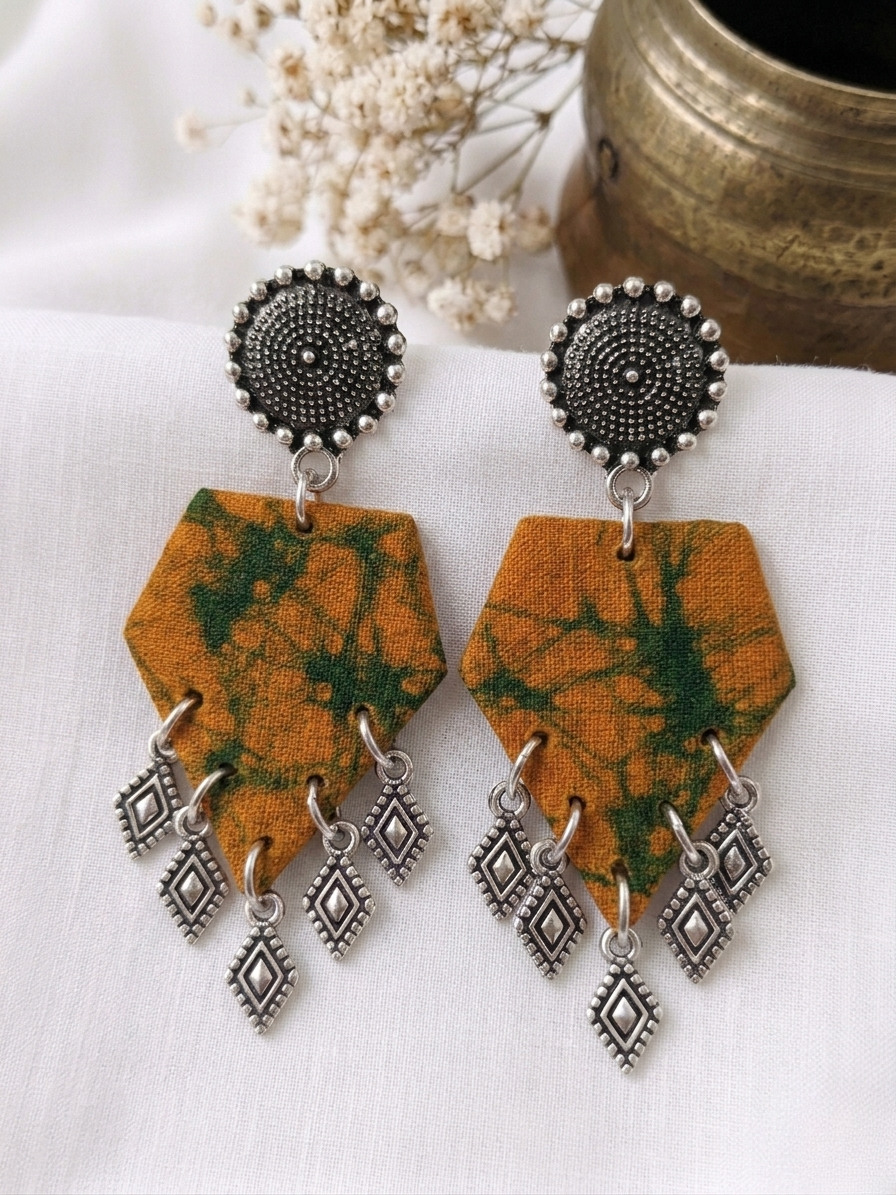 Amber Tie-Dye Pentagons