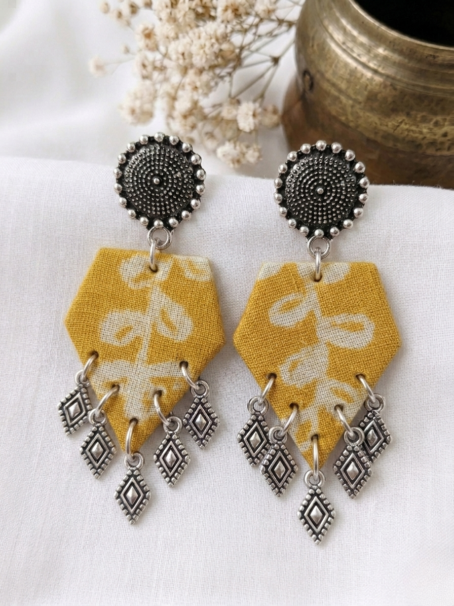 Mustard Leaf Pentagons