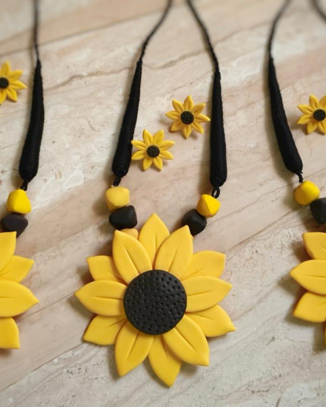 Golden Sunflower Necklace Set