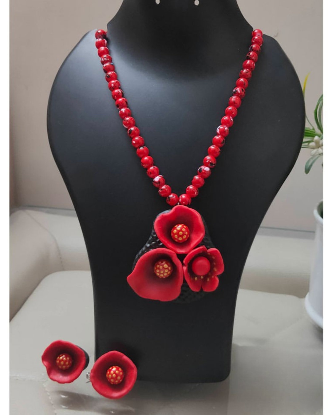 Crimson Bloom Necklace Set