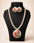 Ivory Floral Disc Necklace Set