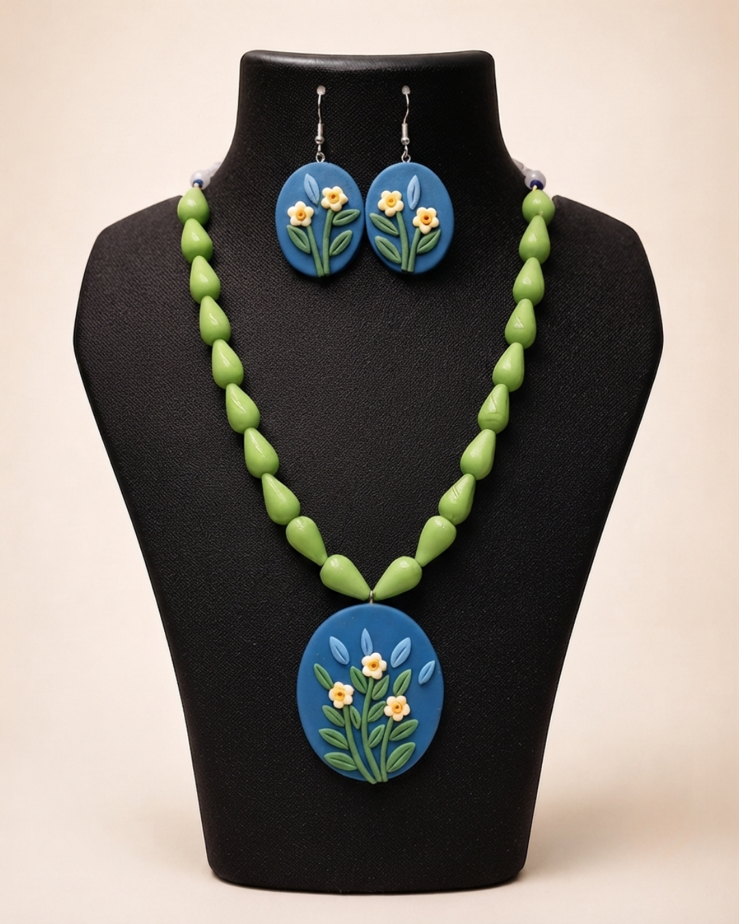 Blue Meadow Oval Necklace Set
