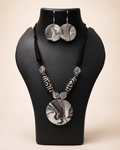 Onyx Swirl Disc Necklace Set