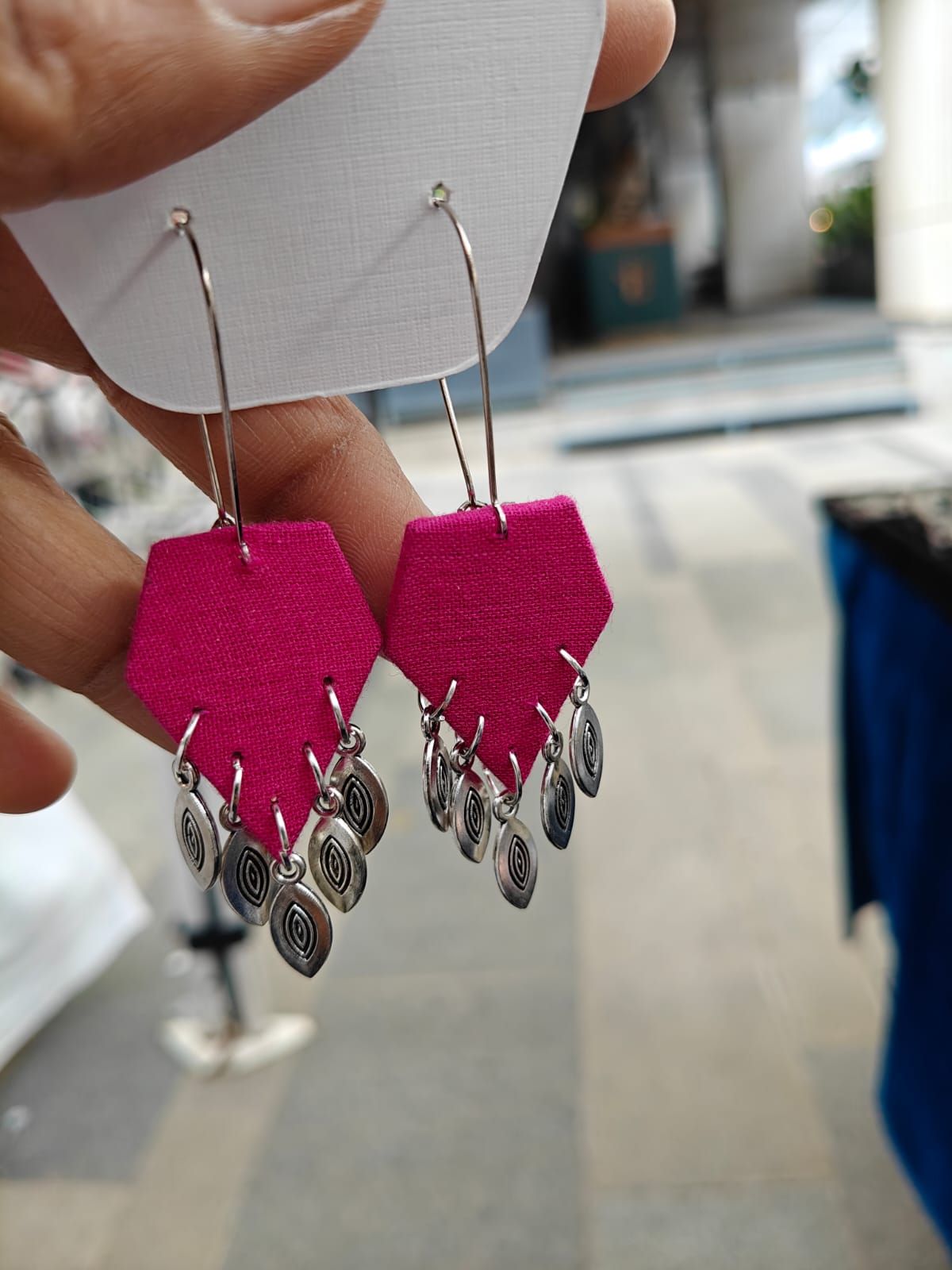 Magenta Leaf Pentagons
