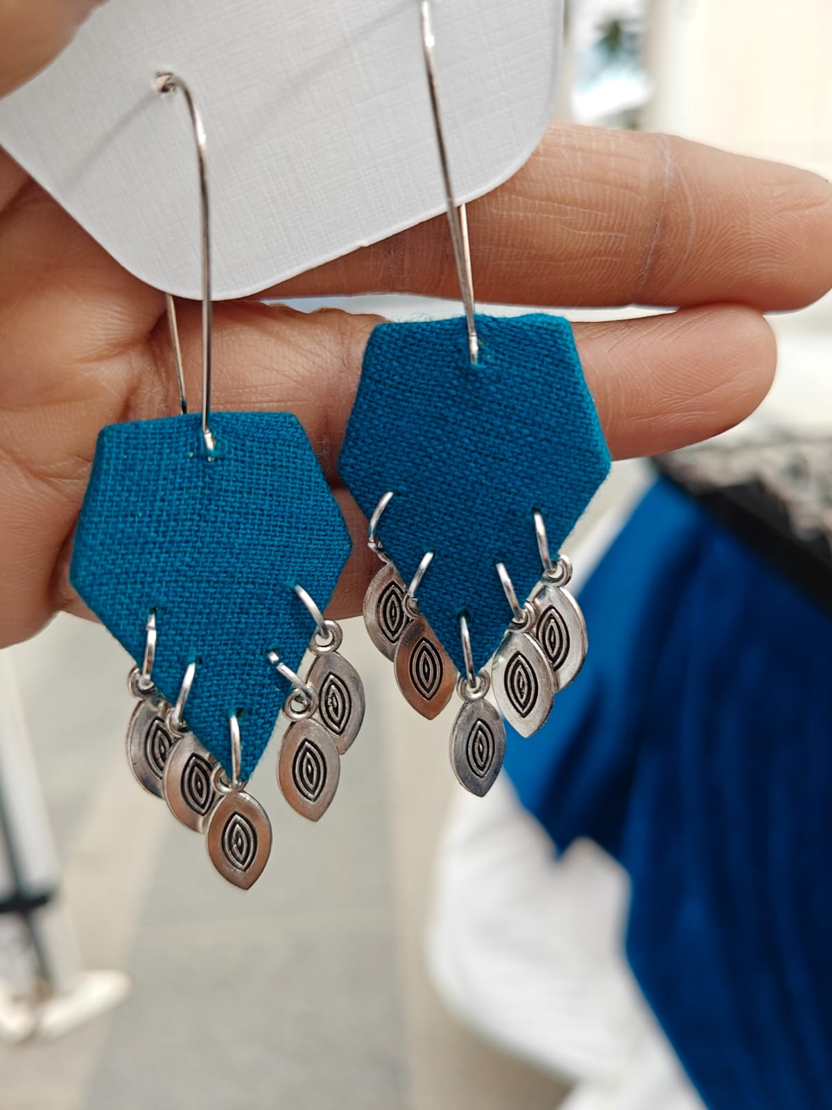 Teal Leaf Pentagons