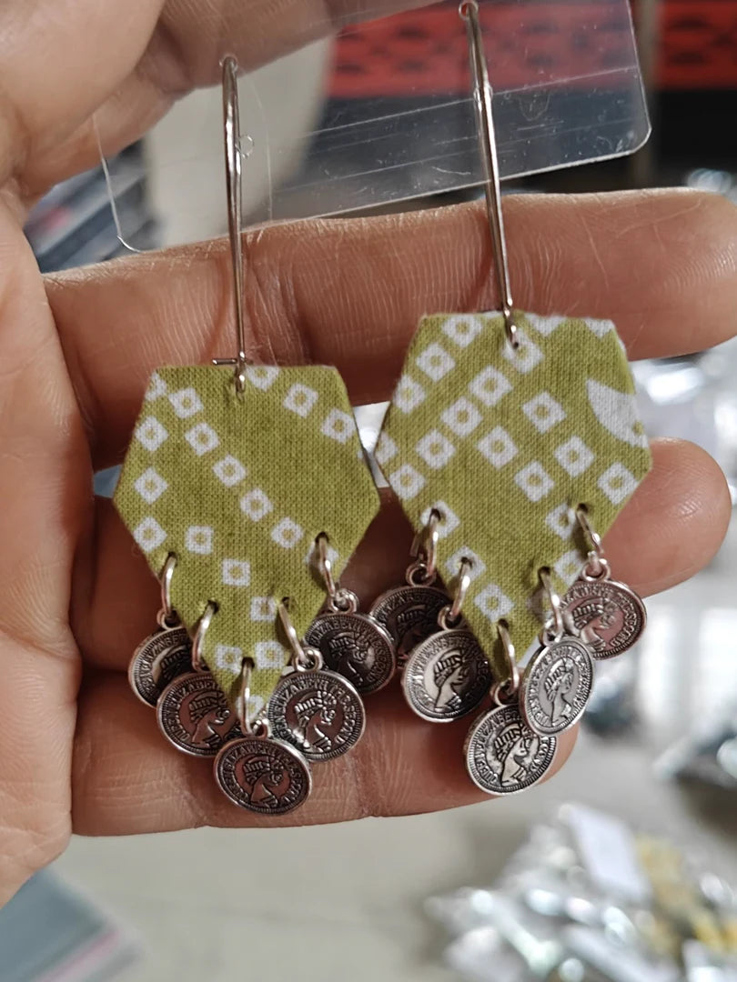 Olive Diamond Pentagons – Coin Wire