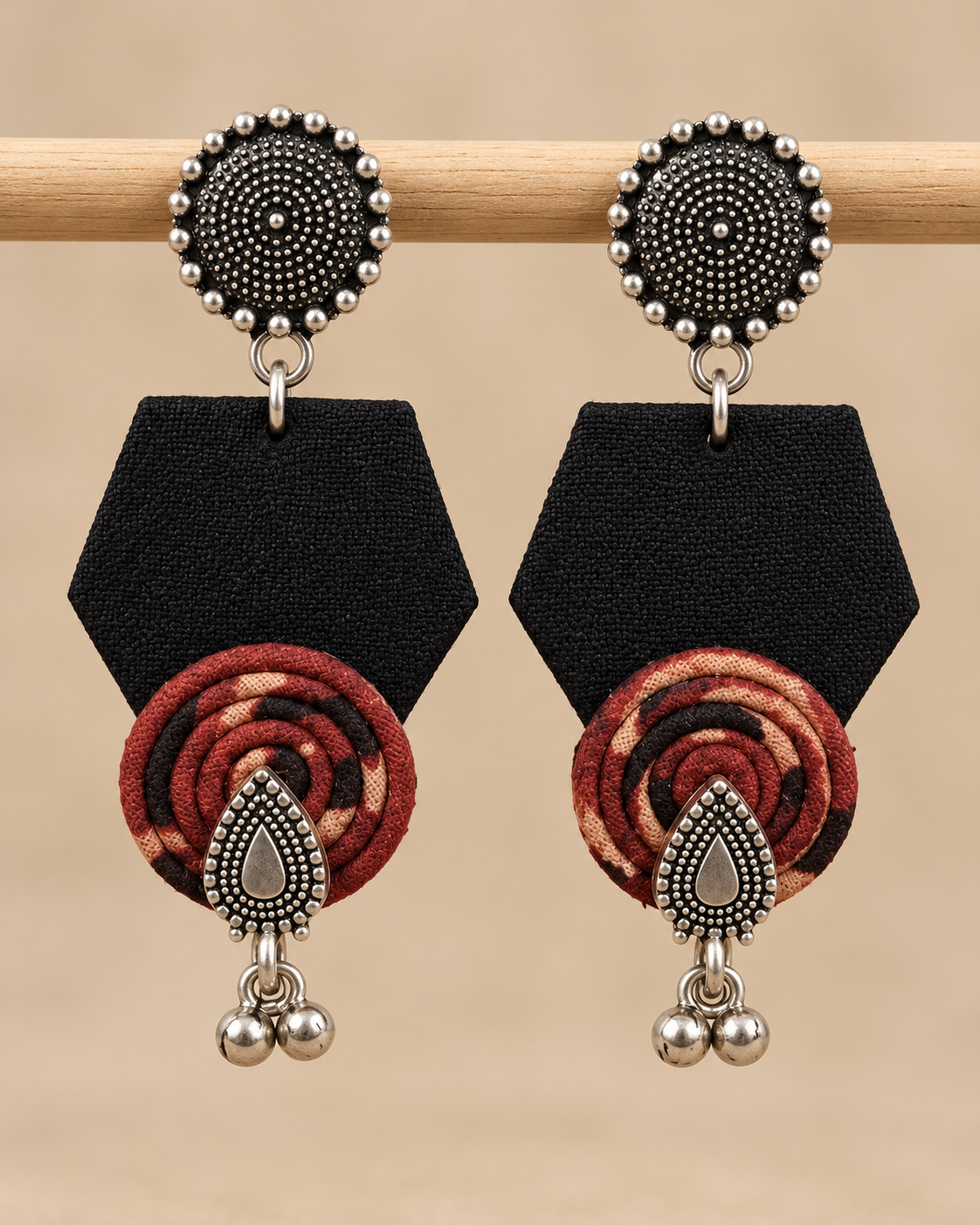 Black Spiral Drops