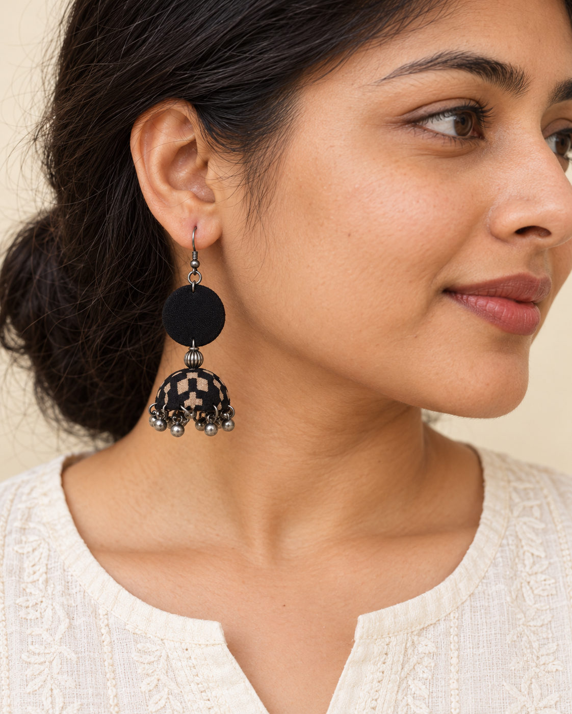 Noir Sand Jhumka