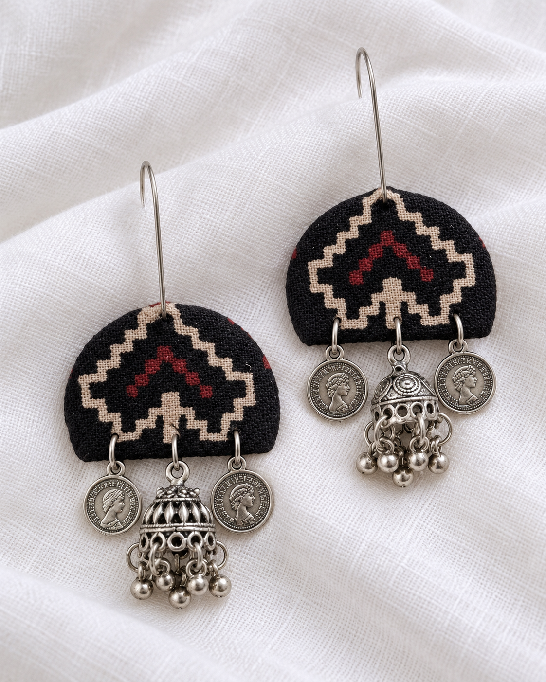 Midnight Motif Jhumka